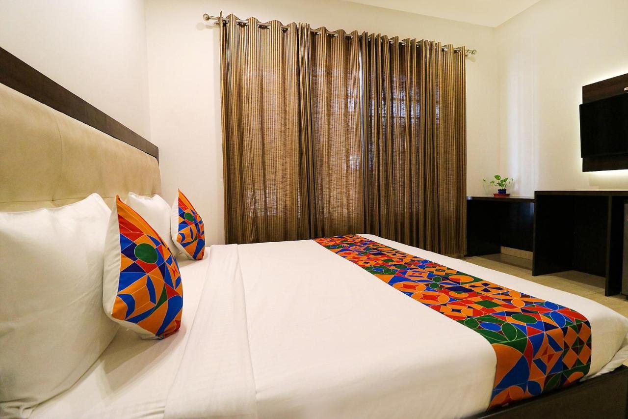 Fabhotel Oyster Villa Gurgaon Exterior foto